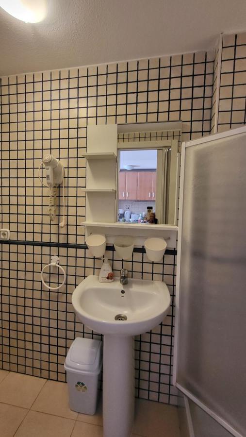 Minerva 242 Apartment เบนัลมาเดนา ภายนอก รูปภาพ