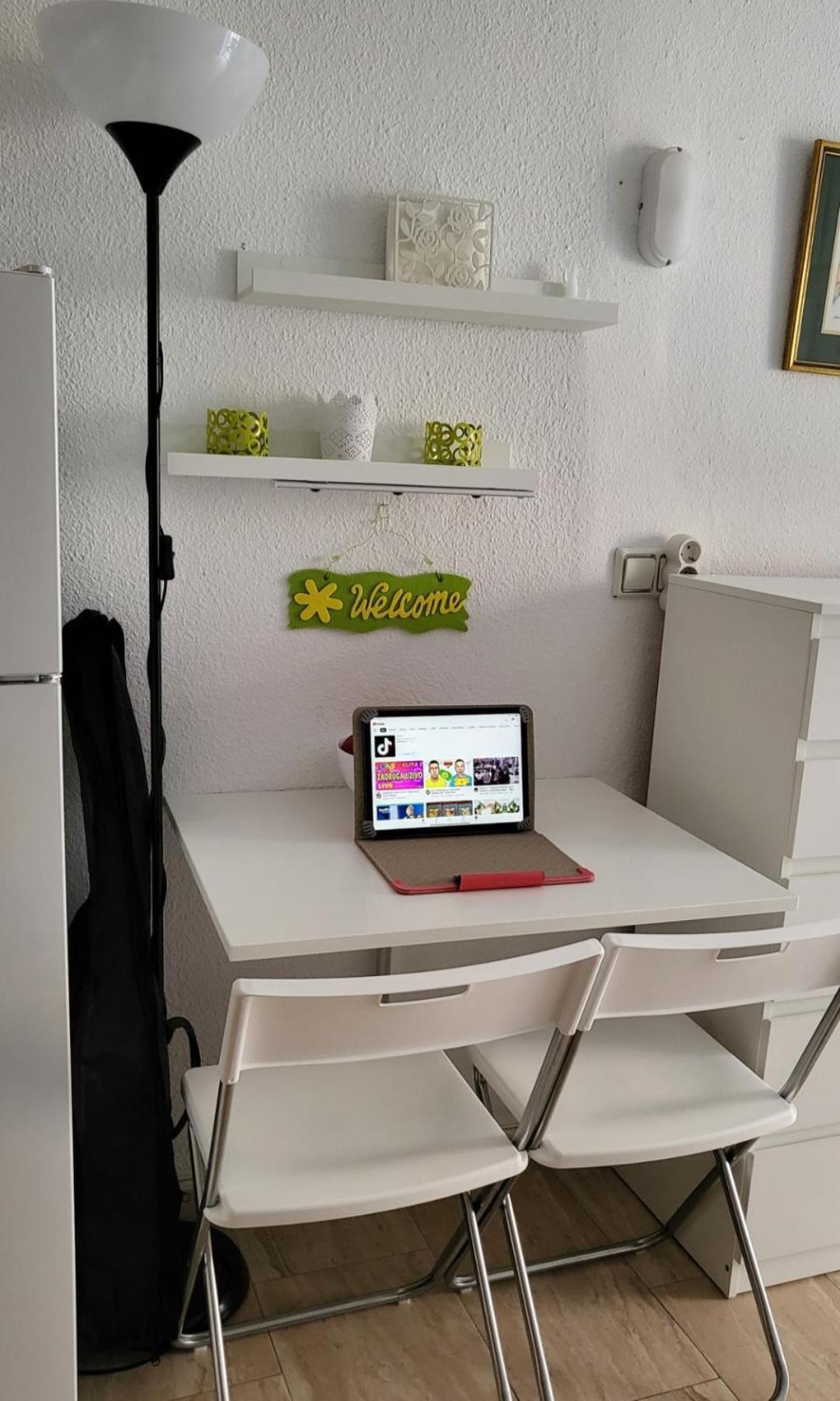 Minerva 242 Apartment เบนัลมาเดนา ภายนอก รูปภาพ